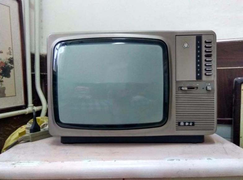 牡丹彩電16寸(m11機(jī)心)維修經(jīng)過(guò)