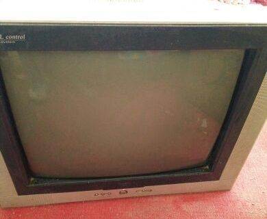 21寸彩色電視便宜賣了-北京電視機