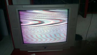 家里面彩色電視機電視機開機以后出現圖片中的現象,請問大神這個是什么故障,怎么維修呢